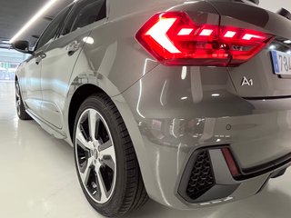 Audi A1 Sportback 30 TFSI 116 S-tronic Adrenaline