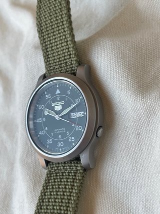 Seiko military automático