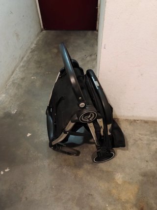 Silla de paseo Arrue Negra