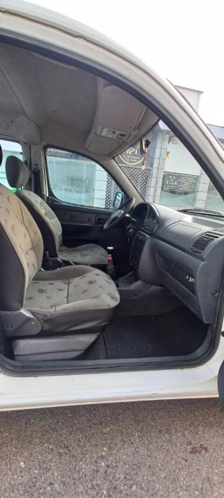 Peugeot Partner 2002