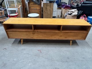 Mueble TV madera
