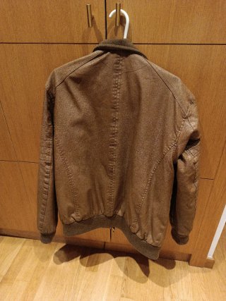 Chaqueta polipiel Koroshi. Talla L