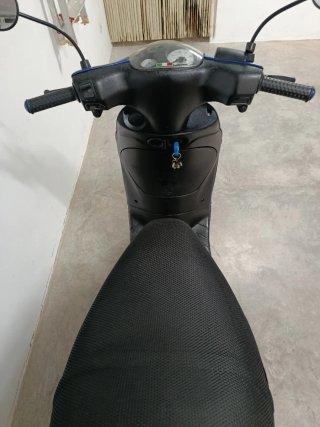 Piaggio Zip 100 4T Scooter Azul