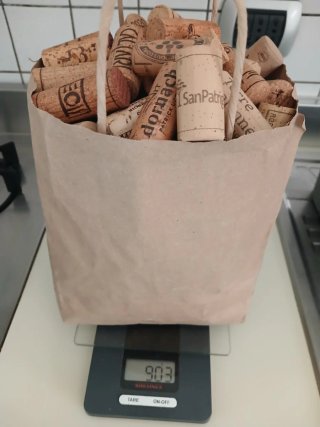 Tappi di sughero usati per progetti fai da te