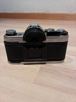 Canon AE-1 + 35-210mm + 50mm + Flash