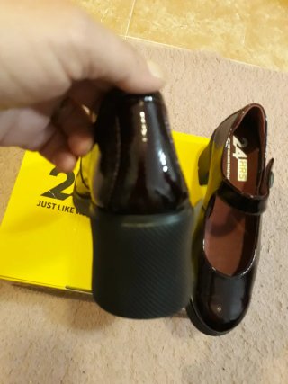 Zapatos 24 HRS