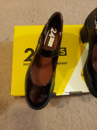 Zapatos 24 HRS