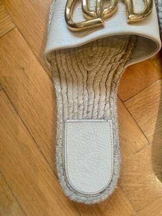 Alpargatas Uterqüe Beige y Doradas