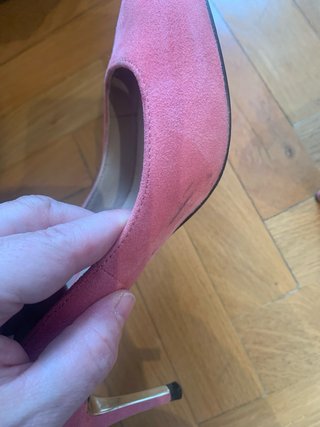 Zapatos de tacón Massimo Dutti rosa ante