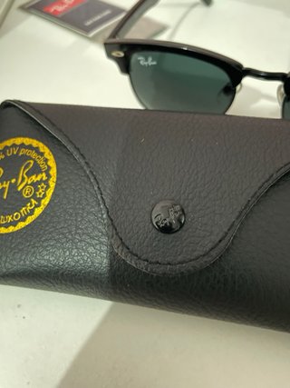 Gafas de sol Ray-Ban Clubmaster negras