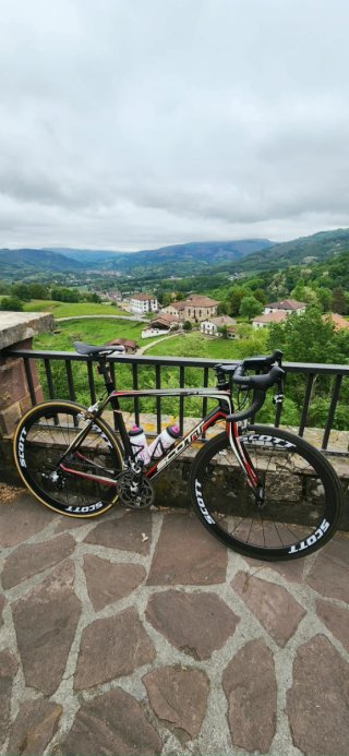 Scott CR1 Carbono