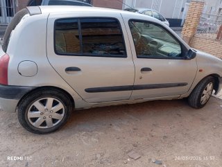 Renault Clio 2000