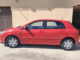 Toyota Corolla 2.0 D-4D 90cv | Único dueño