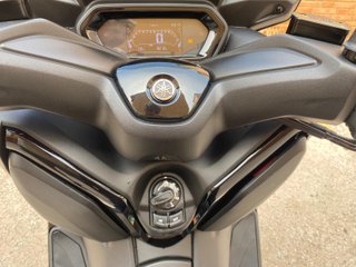Yamaha X-Max 125