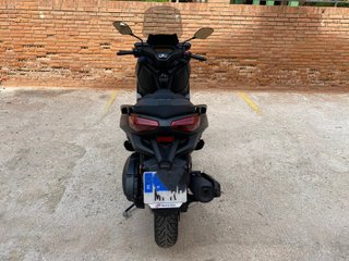 Yamaha X-Max 125