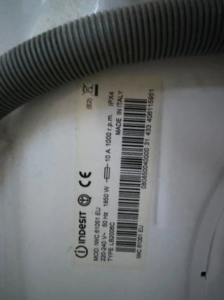 Lavadora Indesit 6kg Funciona perfectamente.