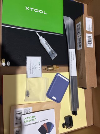 XTool M1 Láser + Accesorios+mesa