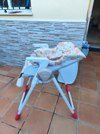 Trona Jané Mila