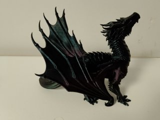 Figura Dragón Negro Imponente
