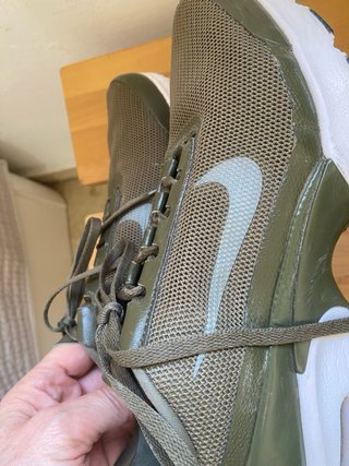 Zapatillas Nike Verdes y Grises
