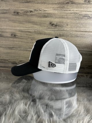 Gorra New Era NY Negra y Blanca