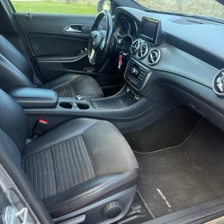 Mercedes-Benz GLA 2015