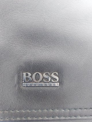 Maletín Cuero Hugo Boss Negro y Marrón