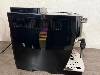 Cafetera DeLonghi Magnifica S Plus
