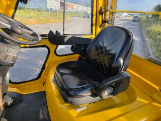 Carretilla elevadora Hyster 2.5