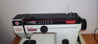 Máquina de coser Alfa Zig-Zag