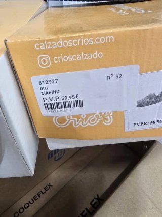 Zapatos azules para bebé