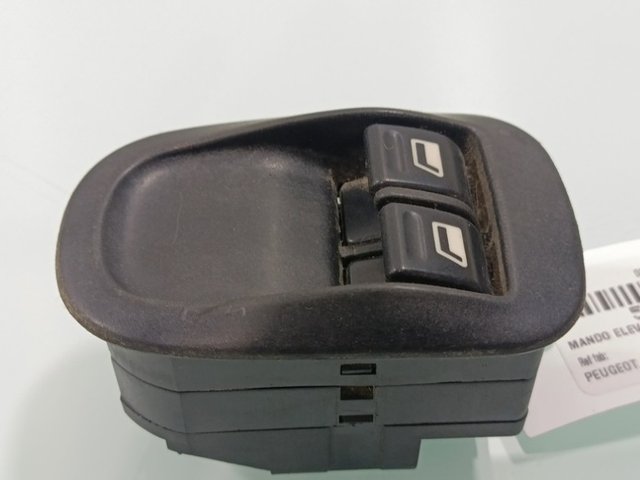 Comando elevalunas dianteiro 206 Peugeot 582379