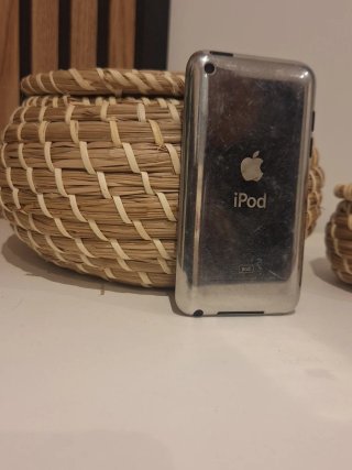 iPod Touch 4ª Gen 8GB A1367 Negro