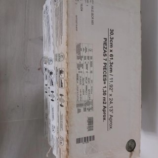 Suelo porcelánico efecto piedra turquesa
