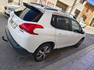 Peugeot 2008 2015