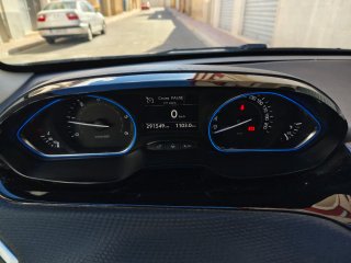 Peugeot 2008 2015