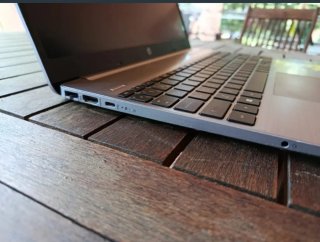 Portátil HP 250 G8 Plateado
