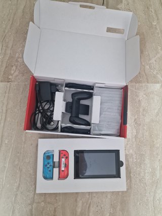 Nintendo Switch Azul/Rojo Completo