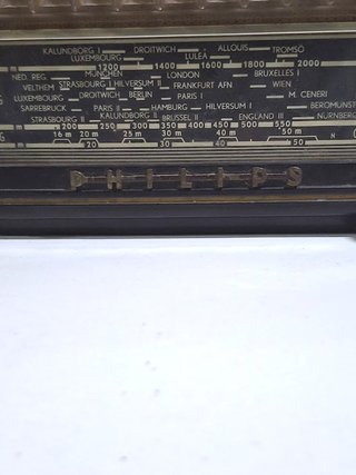 Antigua Radio Philips BX250U Eindhoven 1955