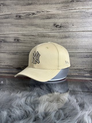 Gorra New York Yankees Beige