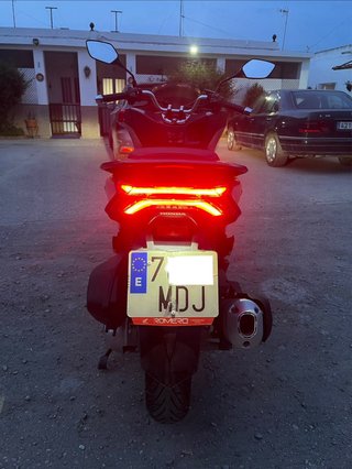 Honda PCX 125cc Negra/Gris
