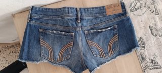 Shorts Hollister bordados talla 3