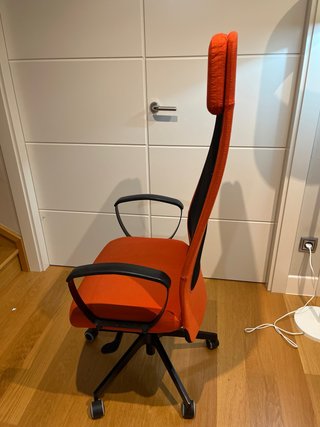 Silla de oficina IKEA Markus naranja