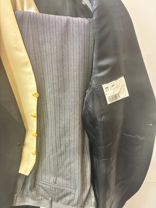 Traje de chaqué Canali negro y amarillo