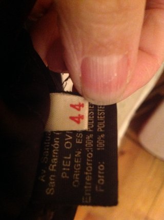 Chaqueta de cuero para mujer
