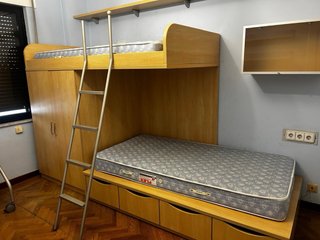 Habitación con mueble litera