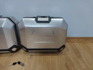Maletas Shad Terra - laterales baules cofres moto
