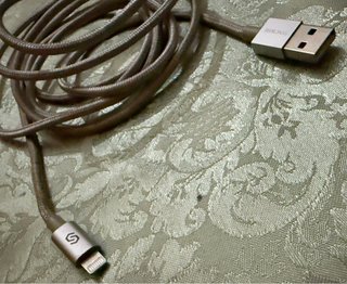 Cavo Lightning SyncWire per iPhone