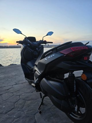 Yamaha XMAX 300 Negra