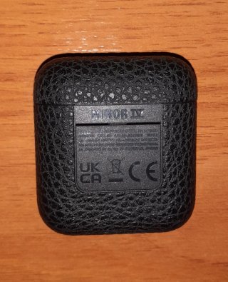 Caja Auriculares Marshall Minor IV Negra